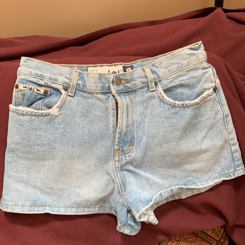 Lei size 11 junior jean shorts